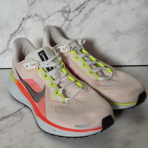 Nike Air Zoom Pegasus 41 Summit White Crimson Womens Sneakers Shoes Size 9 - Picture 2 of 9